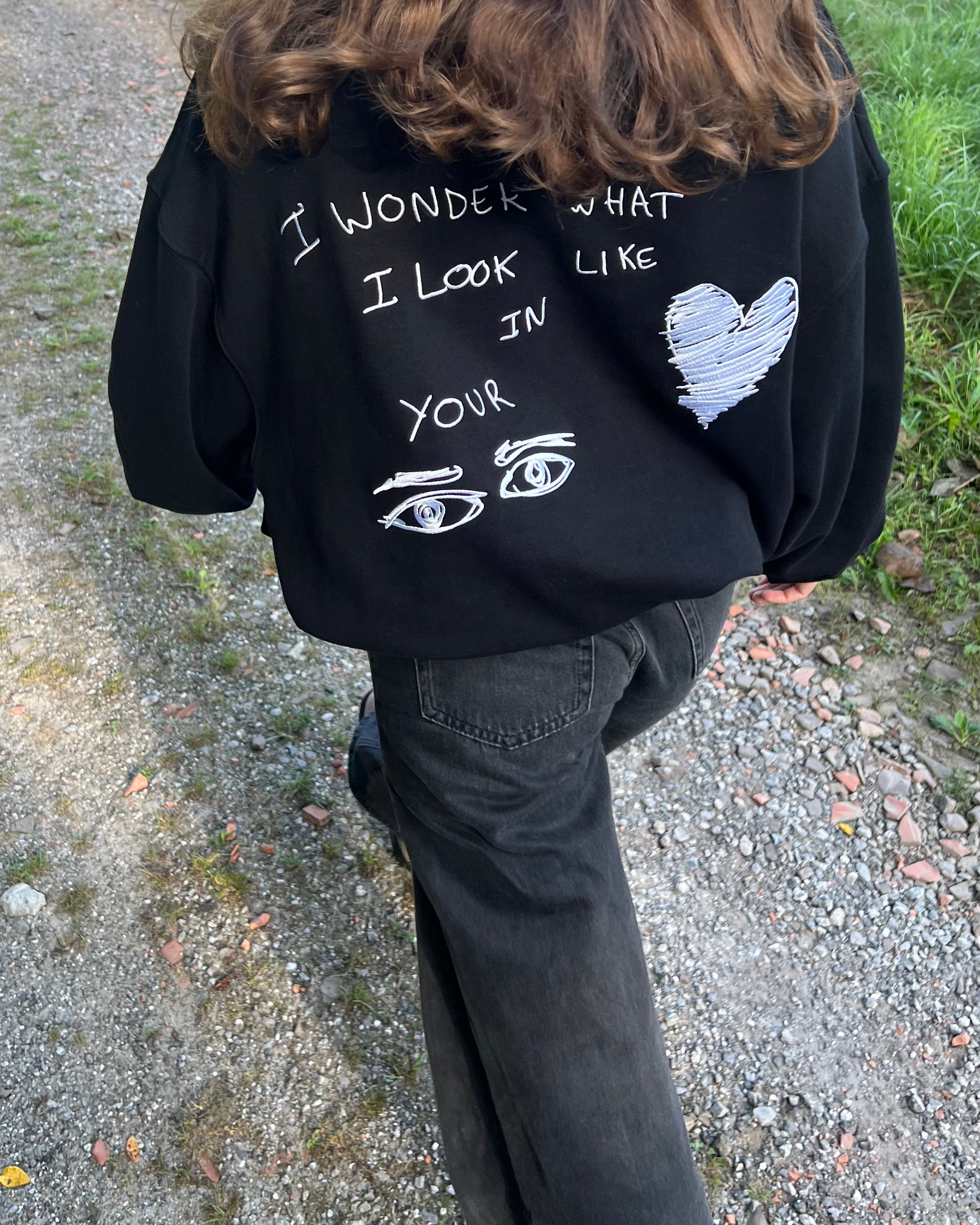 IN YOUR EYES BLK HOODIE
