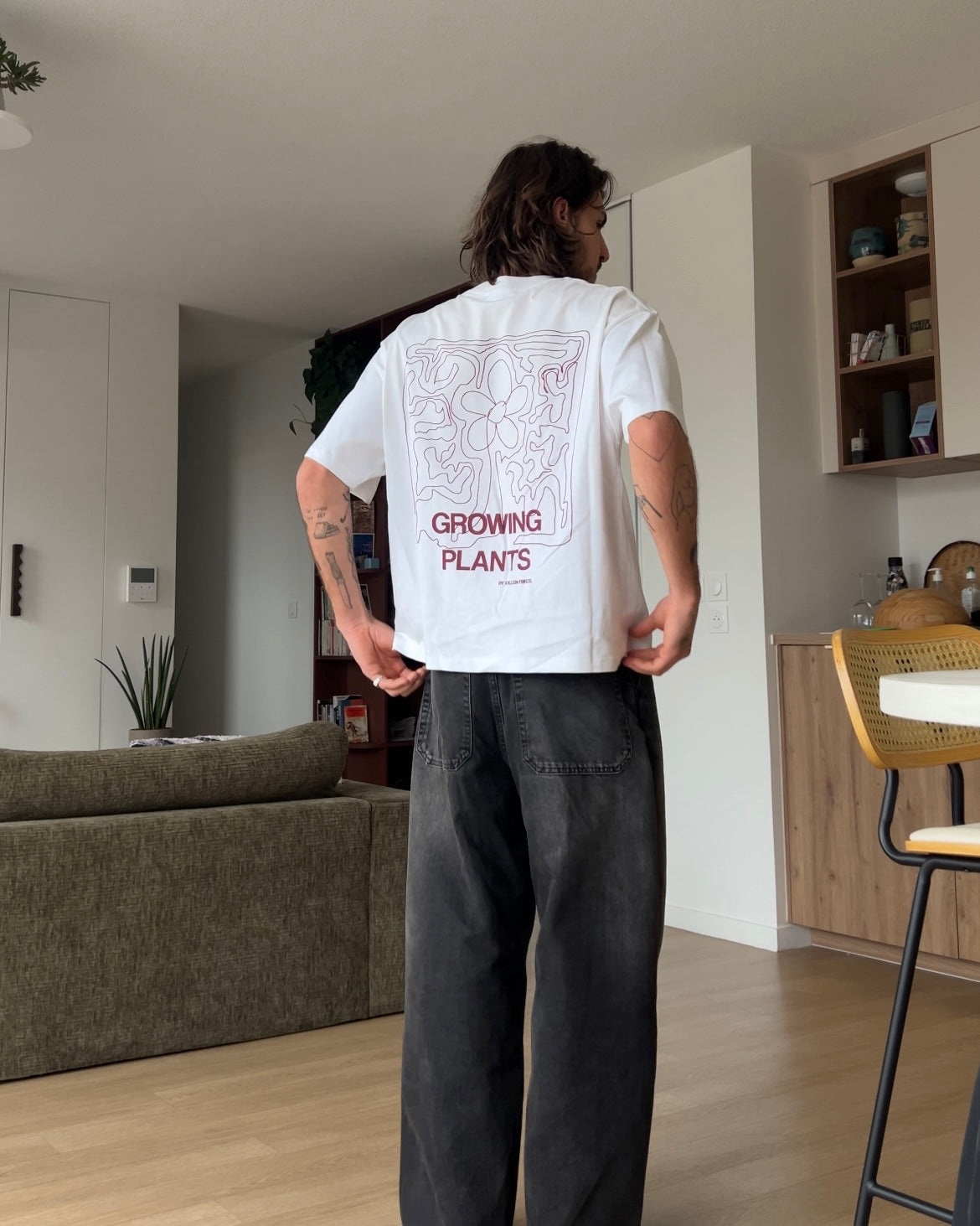 TEE LA PLANTE