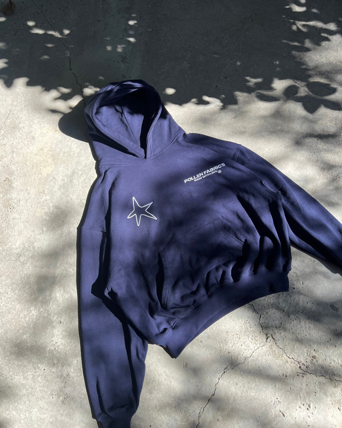 IN YOUR EYES BLK HOODIE