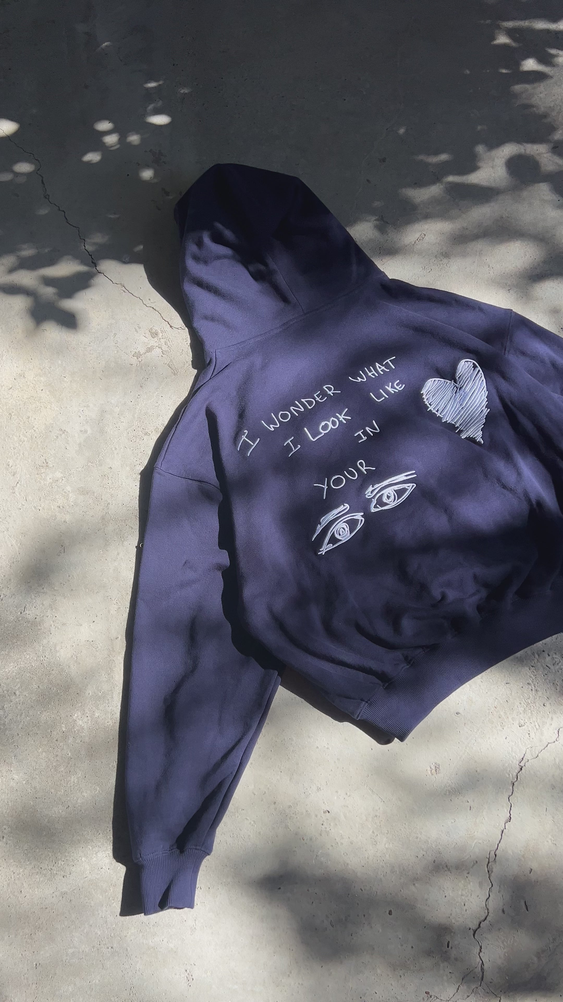 IN YOUR EYES BLK HOODIE